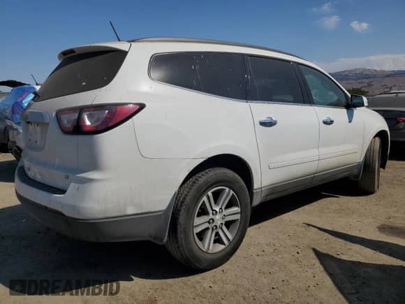 2017 Chevrolet Traverse LT z VIN 1GNKRGKD8HJ226386, wystawiony jako Copart lot #70543975 z przebiegiem 141 895 mil mil oraz Szkoda całkowita • Salvage title. Historia ofert i sprzedaży dostępna na DreamBid. Obrazek 3.