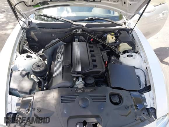 2004 BMW Z4 3.0i с VIN 4USBT53594LU08192, выставлен на аукционе IAAI как лот 42932044 с пробегом 80 191 миль миль и . История ставок и продаж доступна на DreamBid. Изображение 10.