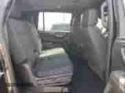 2023 Chevrolet Suburban LS z VIN 1GNSCBKD3PR514241, wystawiony jako Copart lot #77243784 z przebiegiem 47 622 mil mil oraz Nie do naprawy • Non repairable. Historia ofert i sprzedaży dostępna na DreamBid. Obrazek 11.