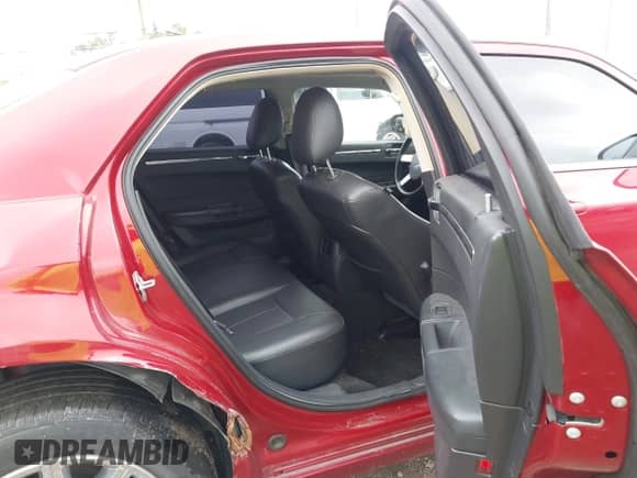 2009 Chrysler 300 Touring с VIN 2C3LA53V89H554754, выставлен на аукционе IAAI как лот 43303764 с пробегом 94 887 миль миль и . История ставок и продаж доступна на DreamBid. Изображение 8.