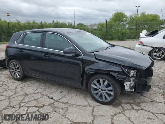 2020 Hyundai Elantra z VIN KMHH35LE8LU125058, wystawiony jako Copart lot #56924335 z przebiegiem 129 901 mil mil oraz Szkoda całkowita • Salvage title. Historia ofert i sprzedaży dostępna na DreamBid. Obrazek 4.