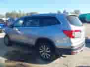 2019 Honda Pilot EX-L z VIN 5FNYF6H53KB033356, wystawiony jako IAAI lot #43284787 z przebiegiem 95 559 mil mil oraz . Historia ofert i sprzedaży dostępna na DreamBid. Obrazek 15.