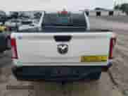 2022 Ram 1500 Tradesman z VIN 1C6RREGG1NN211562, wystawiony jako Copart lot #68348895 z przebiegiem 87 491 mil mil oraz Szkoda całkowita • Salvage title. Historia ofert i sprzedaży dostępna na DreamBid. Obrazek 6.