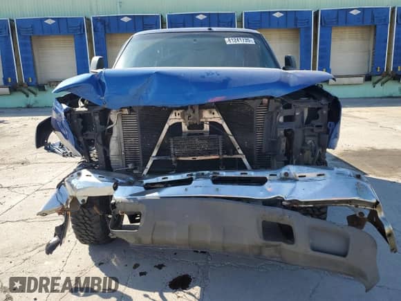2003 Chevrolet Silverado 2500HD LT z VIN 1GCHK29183E120978, wystawiony jako Copart lot #81241735 z przebiegiem 306 355 mil mil oraz Szkoda całkowita • Salvage title. Historia ofert i sprzedaży dostępna na DreamBid. Obrazek 5.