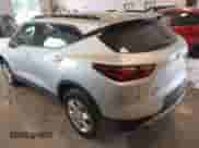 2020 Chevrolet Blazer LT z VIN 3GNKBCRS3LS676696, wystawiony jako IAAI lot #42864379 z przebiegiem 97 360 mil mil oraz . Historia ofert i sprzedaży dostępna na DreamBid. Obrazek 3.