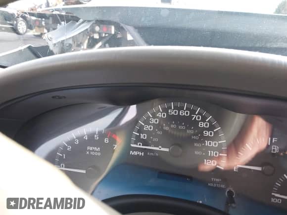 2005 Chevrolet Malibu Classic z VIN 1G1ND52F55M194185, wystawiony jako IAAI lot #41534541 z przebiegiem Nie podano mil oraz . Historia ofert i sprzedaży dostępna na DreamBid. Obrazek 7.