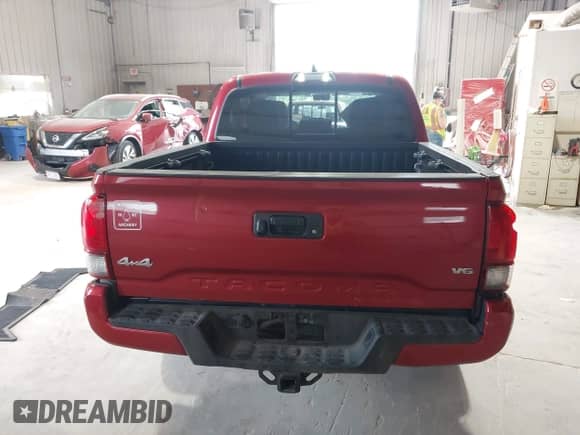 2021 Toyota Tacoma SR с VIN 5TFCZ5AN0MX244836, выставлен на аукционе IAAI как лот 42748561 с пробегом 78 454 миль миль и . История ставок и продаж доступна на DreamBid. Изображение 16.