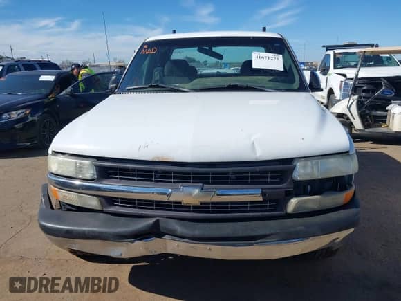 2000 Chevrolet Silverado 1500 LS с VIN 1GCEC19V5YZ147648, выставлен на аукционе IAAI как лот 41671275 с пробегом Не указан миль и . История ставок и продаж доступна на DreamBid. Изображение 6.