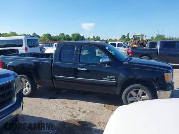 2012 GMC Sierra 1500 SLE z VIN 1GTR1VE08CZ347666, wystawiony jako IAAI lot #42610643 z przebiegiem 200 454 mil mil oraz . Historia ofert i sprzedaży dostępna na DreamBid. Obrazek 13.