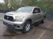 2009 Toyota Tundra с VIN 5TFRU54119X018765, выставлен на аукционе IAAI как лот 43506737 с пробегом 175 897 миль миль и . История ставок и продаж доступна на DreamBid. Изображение 2.