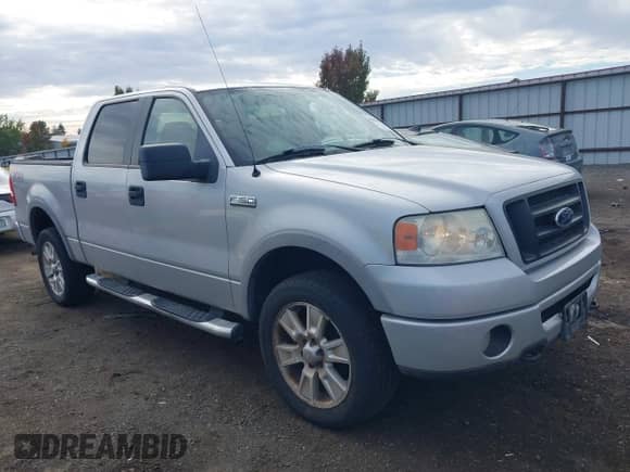 2006 Ford F-150 XLT with VIN 1FTPW14536FB57553, listed as a IAAI auction lot 43505083 with 171,984 mi miles and . Bid and sale history available at DreamBid. Image 1.