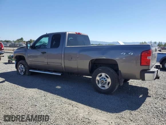 2013 Chevrolet Silverado 2500HD LT z VIN 1GC2KXC81DZ195699, wystawiony jako Copart lot #65086225 z przebiegiem 169 806 mil mil oraz Szkoda całkowita • Salvage title. Historia ofert i sprzedaży dostępna na DreamBid. Obrazek 2.