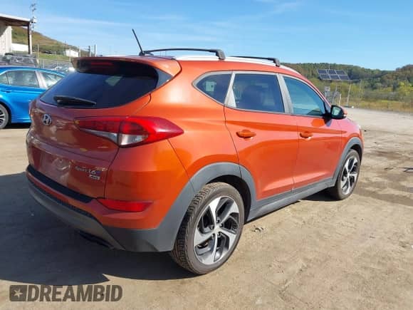 2016 Hyundai Tucson Limited with VIN KM8J3CA27GU199026, listed as a IAAI auction lot 43359504 with 114,034 mi miles and . Bid and sale history available at DreamBid. Image 4.