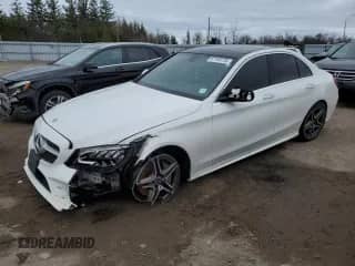 2020 Mercedes-Benz C 300 с VIN 55SWF8EB5LU331114, выставлен на аукционе Copart как лот 52140175 с пробегом 129 288 миль миль и Списание • Salvage title. История ставок и продаж доступна на DreamBid. Изображение 1.