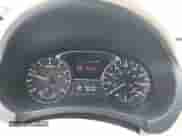 2015 Nissan Altima S z VIN 1N4AL3AP2FC579076, wystawiony jako IAAI lot #43417561 z przebiegiem 162 679 mil mil oraz . Historia ofert i sprzedaży dostępna na DreamBid. Obrazek 7.