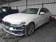 2017 BMW 5 Series 540i с VIN WBAJE5C38HG915249, выставлен на аукционе IAAI как лот 41472001 с пробегом 54 396 миль миль и . История ставок и продаж доступна на DreamBid. Изображение 2.