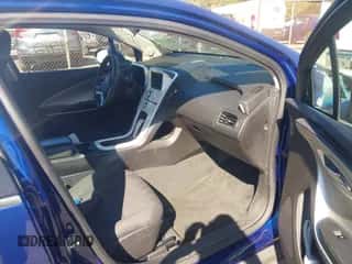 2013 Chevrolet Volt z VIN 1G1RA6E42DU107965, wystawiony jako IAAI lot #43381912 z przebiegiem 134 754 mil mil oraz . Historia ofert i sprzedaży dostępna na DreamBid. Obrazek 5.