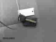 2017 Chevrolet Silverado 1500 LS z VIN 1GCRCNEH1HZ332501, wystawiony jako IAAI lot #43319371 z przebiegiem 208 243 mil mil oraz . Historia ofert i sprzedaży dostępna na DreamBid. Obrazek 11.