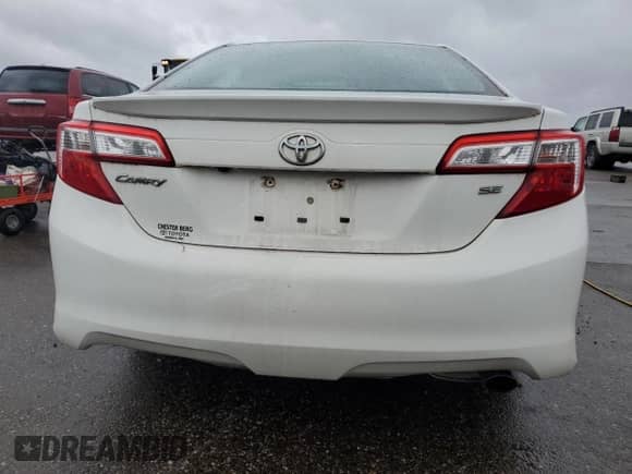 2014 Toyota Camry SE Sport с VIN 4T1BF1FK7EU376292, выставлен на аукционе Copart как лот 86543415 с пробегом 230 502 миль миль и Списание • Salvage title. История ставок и продаж доступна на DreamBid. Изображение 6.