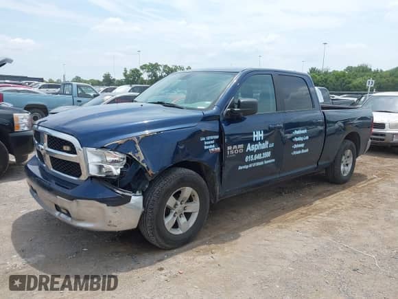 2020 Ram 1500 SLT z VIN 1C6RR6TT9LS103441, wystawiony jako IAAI lot #42890711 z przebiegiem 179 107 mil mil oraz . Historia ofert i sprzedaży dostępna na DreamBid. Obrazek 2.
