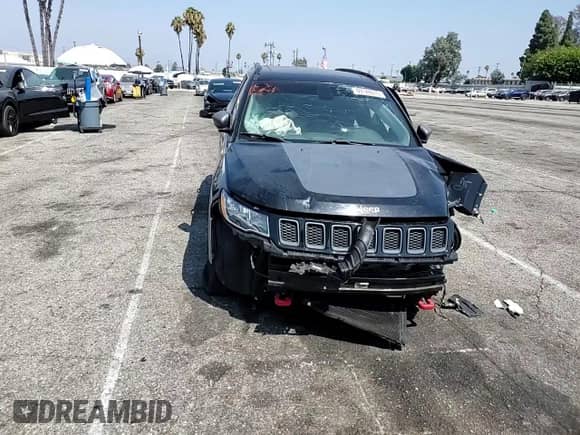 2018 Jeep Compass Trailhawk z VIN 3C4NJDDB6JT457714, wystawiony jako Copart lot #69128015 z przebiegiem 60 831 mil mil oraz Szkoda całkowita • Salvage title. Historia ofert i sprzedaży dostępna na DreamBid. Obrazek 14.