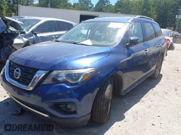 2020 Nissan Pathfinder SV with VIN 5N1DR2BN5LC604783, listed as a IAAI auction lot 43084275 with 114,866 mi miles and . Bid and sale history available at DreamBid. Image 2.