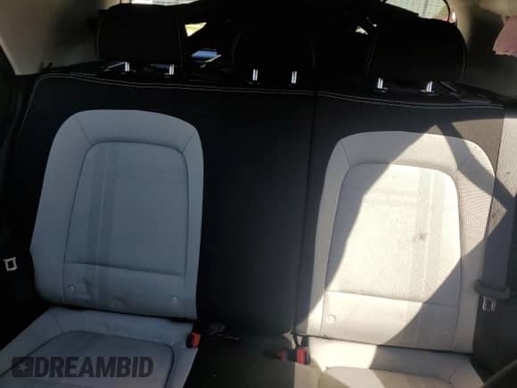 2024 Hyundai Venue SEL z VIN KMHRC8A30RU318112, wystawiony jako Copart lot #62320514 z przebiegiem Nie podano mil oraz Szkoda całkowita • Salvage title. Historia ofert i sprzedaży dostępna na DreamBid. Obrazek 10.