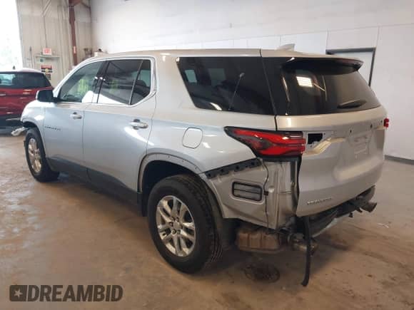 2022 Chevrolet Traverse LS with VIN 1GNERFKW3NJ114938, listed as a IAAI auction lot 42315272 with 43,544 mi miles and . Bid and sale history available at DreamBid. Image 3.