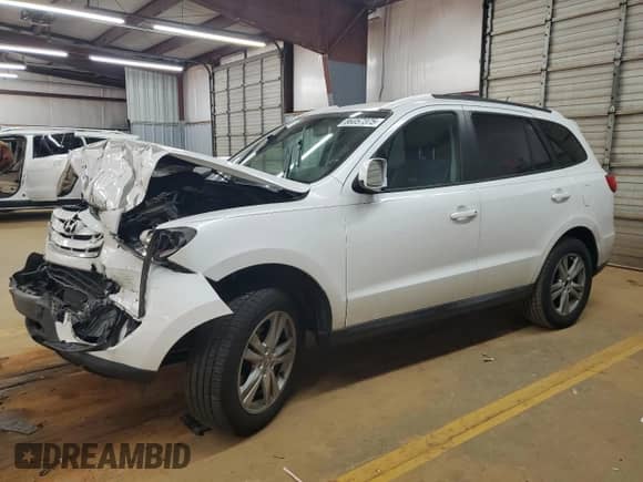 2011 Hyundai Santa Fe SE с VIN 5XYZH4AG4BG058113, выставлен на аукционе Copart как лот 86057375 с пробегом Не указан миль и Списание • Salvage title. История ставок и продаж доступна на DreamBid. Изображение 1.