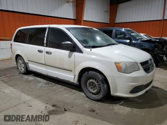 2011 Dodge Caravan with VIN 2D4JN1AG5BR628896, listed as a Copart auction lot 44150855 with 226,272 mi miles and Salvage title. Bid and sale history available at DreamBid. Image 4.
