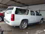 2009 Chevrolet Suburban 2LT с VIN 1GNFC26069R253019, выставлен на аукционе IAAI как лот 42331124 с пробегом 251 716 миль миль и . История ставок и продаж доступна на DreamBid. Изображение 4.