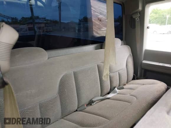 1998 Chevrolet Silverado 2500 с VIN 1GCGK29R6WE179646, выставлен на аукционе IAAI как лот 42213506 с пробегом 207 825 миль миль и . История ставок и продаж доступна на DreamBid. Изображение 8.