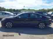 2017 Honda Accord EX-L z VIN 1HGCR3F85HA026926, wystawiony jako IAAI lot #42992664 z przebiegiem 53 747 mil mil oraz . Historia ofert i sprzedaży dostępna na DreamBid. Obrazek 15.