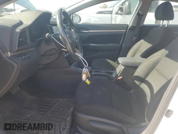 2019 Hyundai Elantra SEL с VIN 5NPD84LF2KH454371, выставлен на аукционе Copart как лот 84389485 с пробегом 55 463 миль миль и Списание • Salvage title. История ставок и продаж доступна на DreamBid. Изображение 7.