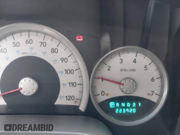 2007 Dodge Dakota SLT с VIN 1D7HE48K07S137252, выставлен на аукционе IAAI как лот 41385640 с пробегом 223 920 миль миль и . История ставок и продаж доступна на DreamBid. Изображение 7.