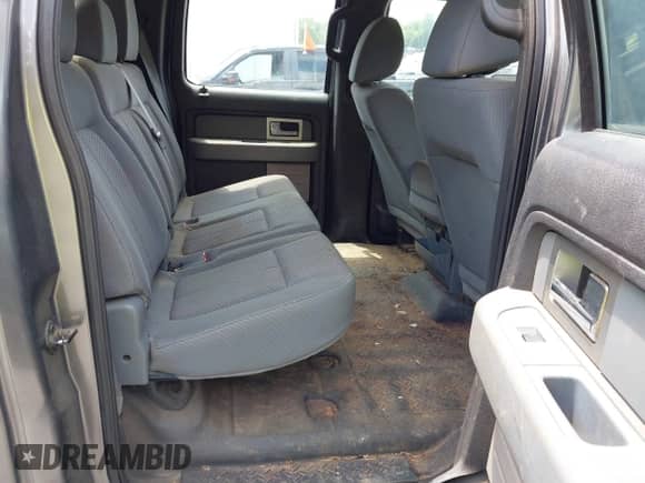 2011 Ford F-150 XL с VIN 1FTEW1CM4BFC83401, выставлен на аукционе IAAI как лот 42861293 с пробегом 384 000 миль миль и . История ставок и продаж доступна на DreamBid. Изображение 8.