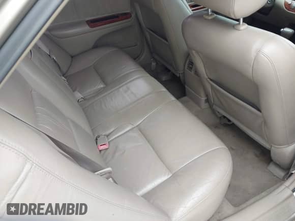 2003 Toyota Camry XLE with VIN 4T1BE32K93U753660, listed as a IAAI auction lot 43323226 with 194,495 mi miles and . Bid and sale history available at DreamBid. Image 8.