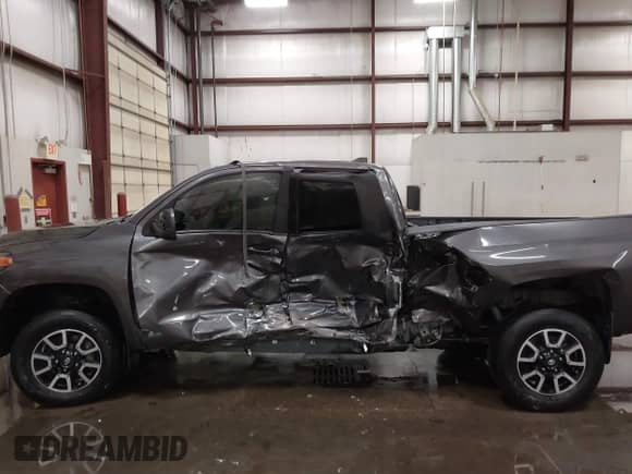 2020 Toyota Tundra SR с VIN 5TFUY5F12LX903317, выставлен на аукционе IAAI как лот 43159063 с пробегом 87 864 миль миль и . История ставок и продаж доступна на DreamBid. Изображение 15.
