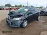 2017 Chevrolet Sonic LS z VIN 1G1JB5SH8H4127204, wystawiony jako IAAI lot #42983469 z przebiegiem 62 403 mil mil oraz . Historia ofert i sprzedaży dostępna na DreamBid. Obrazek 18.