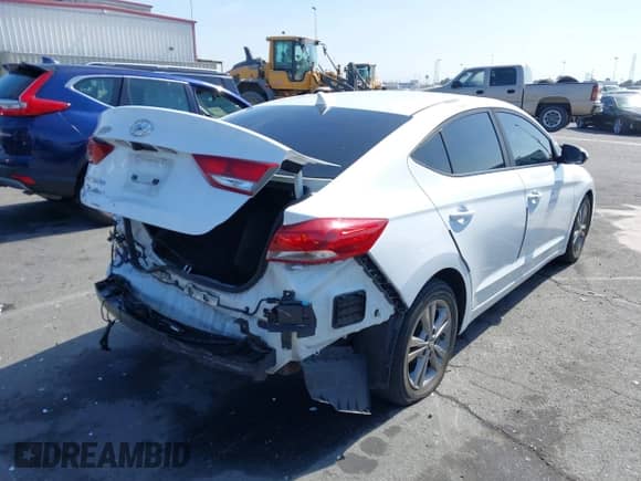 2017 Hyundai Elantra SE with VIN 5NPD84LF7HH203967, listed as a IAAI auction lot 42333976 with 76,933 mi miles and . Bid and sale history available at DreamBid. Image 4.