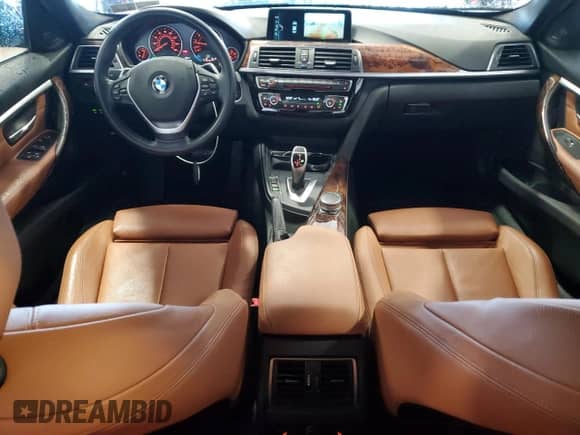 2017 BMW 3 Series 330i xDrive with VIN WBA8D9C39HA011468, listed as a Copart auction lot 86142215 with 40,042 mi miles and Salvage title. Bid and sale history available at DreamBid. Image 8.