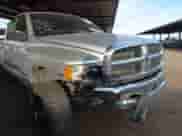 2004 Dodge 1500 SLT с VIN 1D7HA18D54S694696, выставлен на аукционе IAAI как лот 43258346 с пробегом 317 029 миль миль и . История ставок и продаж доступна на DreamBid. Изображение 6.