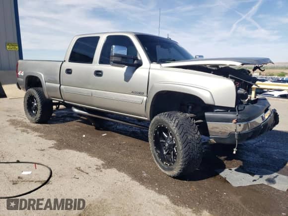 2003 Chevrolet Silverado 1500HD LS with VIN 1GCGK13U03F114482, listed as a Copart auction lot 53862905 with 80,530 mi miles and Salvage title. Bid and sale history available at DreamBid. Image 4.