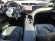 2019 Toyota Camry Hybrid LE z VIN 4T1B21HK7KU515521, wystawiony jako Copart lot #70407265 z przebiegiem 200 945 mil mil oraz Szkoda całkowita • Salvage title. Historia ofert i sprzedaży dostępna na DreamBid. Obrazek 8.