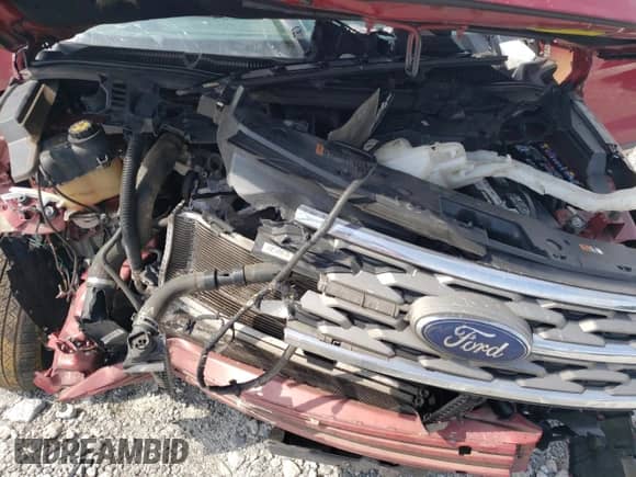 2018 Ford Explorer XLT z VIN 1FM5K7DH2JGB63357, wystawiony jako Copart lot #68653473 z przebiegiem 115 210 mil mil oraz Szkoda całkowita • Salvage title. Historia ofert i sprzedaży dostępna na DreamBid. Obrazek 13.