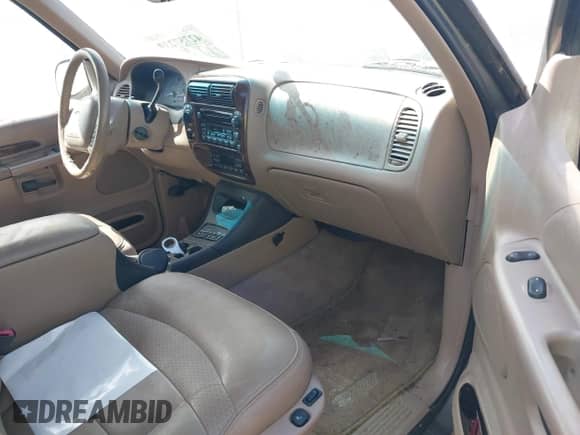 2000 Ford Explorer with VIN 1FMZU75E6YZB71590, listed as a IAAI auction lot 42757239 with 122,876 mi miles and . Bid and sale history available at DreamBid. Image 5.