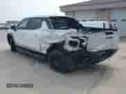 2024 Chevrolet Silverado EV Work Truck с VIN 1GC10VEL9RU203737, выставлен на аукционе IAAI как лот 42887622 с пробегом Не указан миль и . История ставок и продаж доступна на DreamBid. Изображение 3.