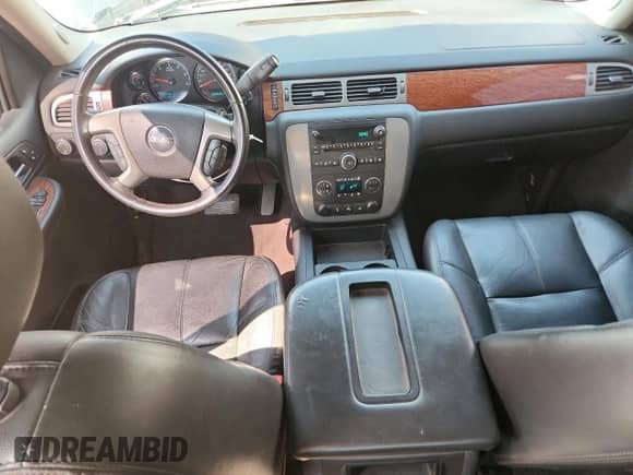 2008 GMC Sierra 1500 SLT with VIN 1GTEK19J58Z273928, listed as a Copart auction lot 70148105 with 134,856 mi miles and Salvage title. Bid and sale history available at DreamBid. Image 8.