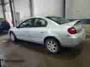 2005 Dodge Neon SXT z VIN 1B3ES56C55D139671, wystawiony jako Copart lot #46608485 z przebiegiem 62 595 mil mil oraz Szkoda całkowita • Salvage title. Historia ofert i sprzedaży dostępna na DreamBid. Obrazek 2.