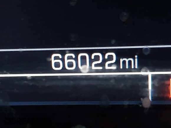 2015 Chevrolet Silverado 1500 LT z VIN 1GCVKREC4FZ218583, wystawiony jako IAAI lot #43431870 z przebiegiem 66 022 mil mil oraz . Historia ofert i sprzedaży dostępna na DreamBid. Obrazek 16.